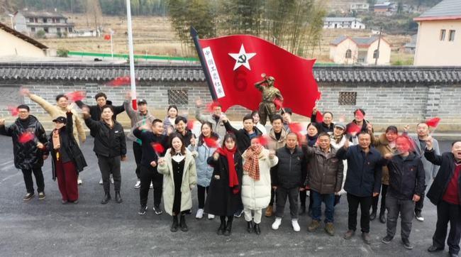 ETC车道连续过车不落杆